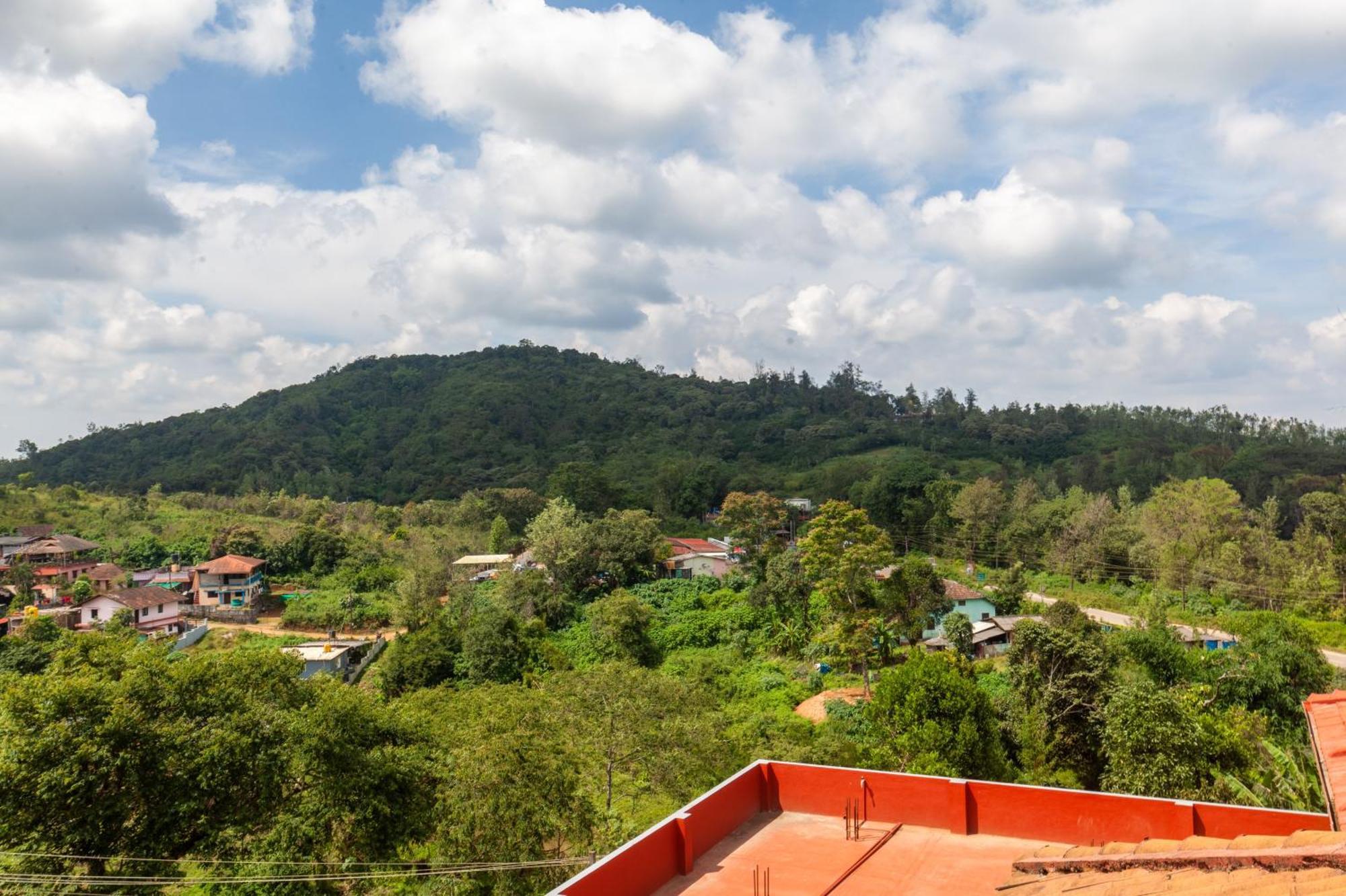 Treebo Vrindavan, 3 Km From Madikeri Fort Dış mekan fotoğraf